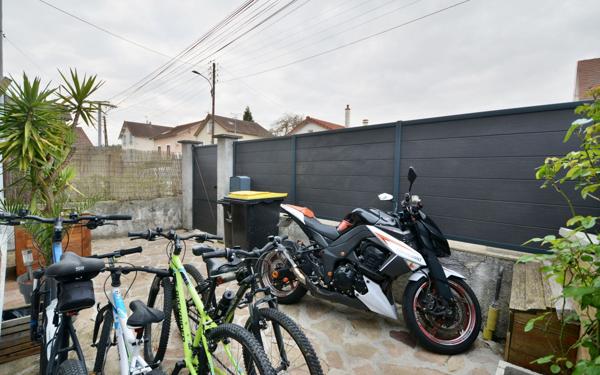 Maison à vendre    4 pièces •  Esbly