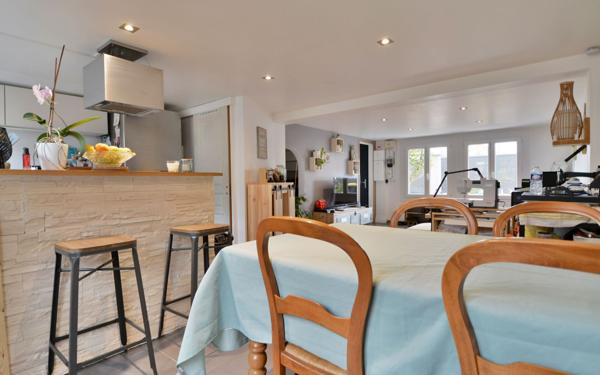Maison à vendre    4 pièces •  Esbly