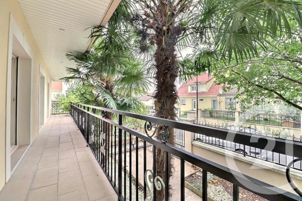 Maison à vendre  6 pièces - 184,42 m2 VAUJOURS - 93