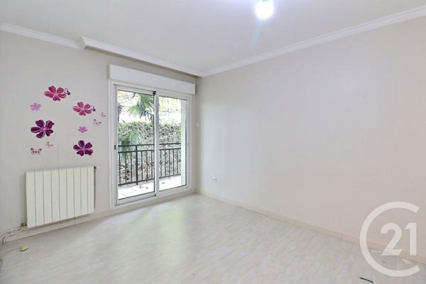 Maison à vendre  6 pièces - 184,42 m2 VAUJOURS - 93