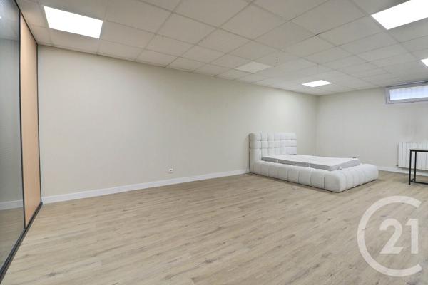 Maison à vendre  6 pièces - 184,42 m2 VAUJOURS - 93