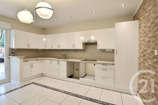 Maison à vendre  6 pièces - 184,42 m2 VAUJOURS - 93