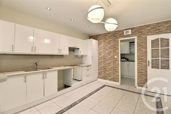 Maison à vendre  6 pièces - 184,42 m2 VAUJOURS - 93