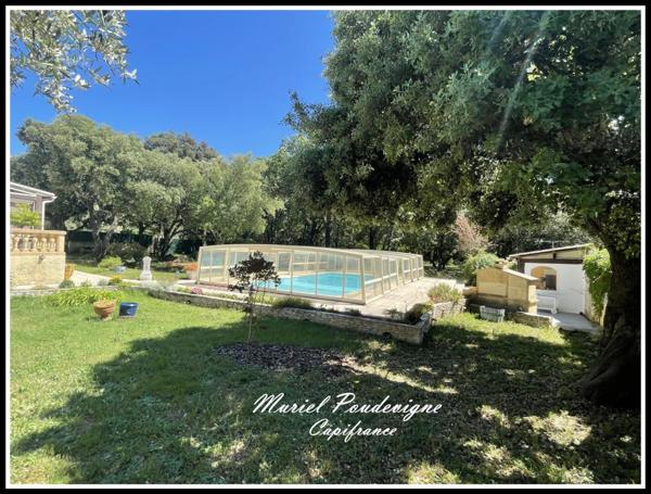 Charme, volumes et confort – Belle demeure familiale avec piscine UCHAUX (84) - 8 pièces, environ 212 m2