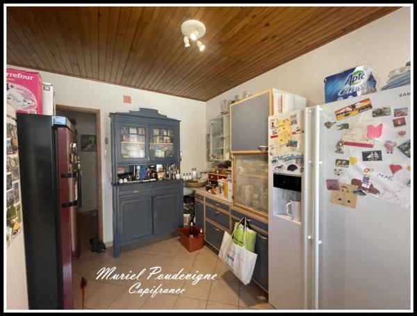 Charme, volumes et confort – Belle demeure familiale avec piscine UCHAUX (84) - 8 pièces, environ 212 m2