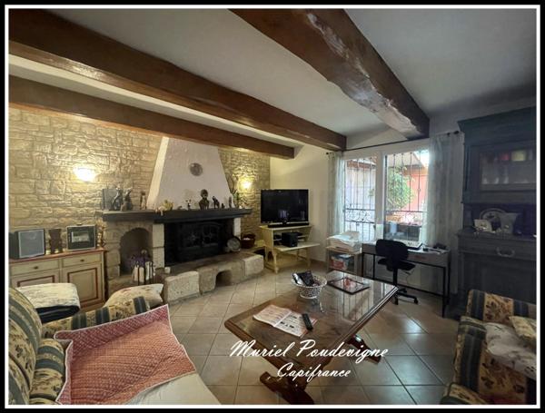 Charme, volumes et confort – Belle demeure familiale avec piscine UCHAUX (84) - 8 pièces, environ 212 m2