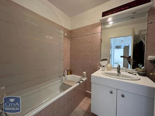 Appartement à louer 3 pièces 65.55m² Lyon (69005)