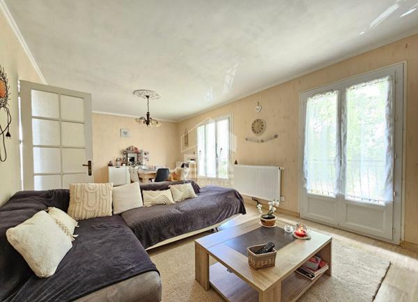 Maison A VENDRE LOUÉE Dirac 6 pièce(s) 127 m2
