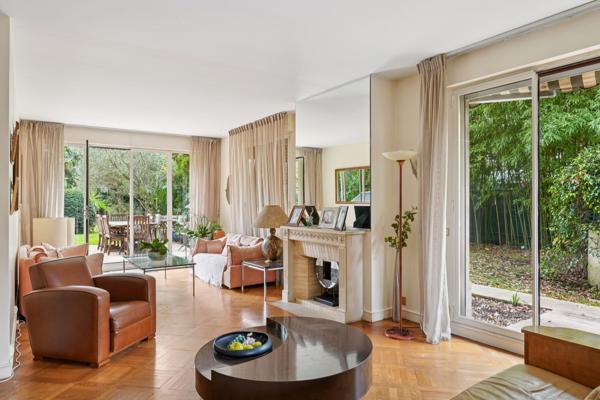 Vente Appartement de luxe Neuilly-sur-Seine 8 Pièces 194 m²