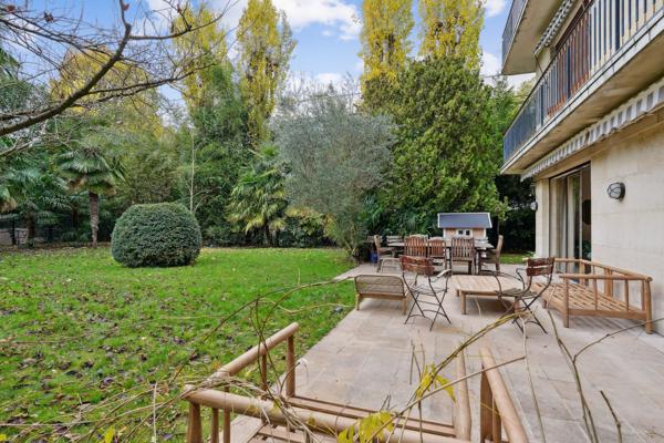 Vente Appartement de luxe Neuilly-sur-Seine 8 Pièces 194 m²