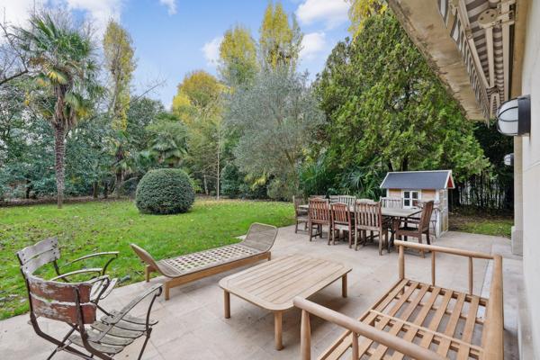 Vente Appartement de luxe Neuilly-sur-Seine 8 Pièces 194 m²