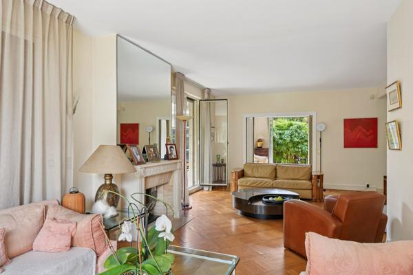 Vente Appartement de luxe Neuilly-sur-Seine 8 Pièces 194 m²
