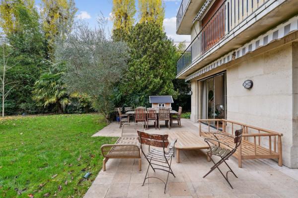 Vente Appartement de luxe Neuilly-sur-Seine 8 Pièces 194 m²