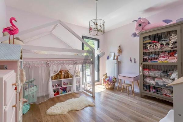 Belle maison récente avec piscine, 4 chambres – Environnement campagne, au calme