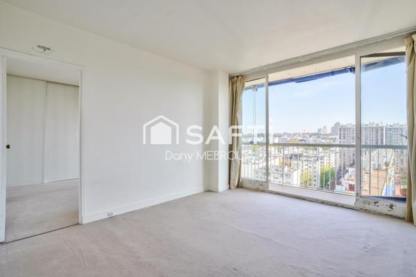 Vue panoramique d’exception, baignée de lumière.