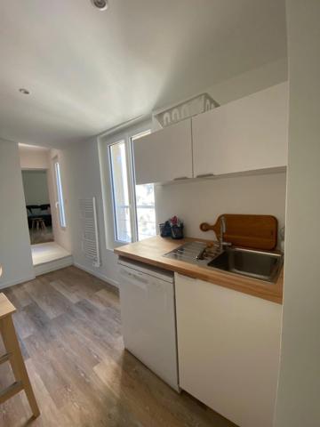 A louer NOISY LE GRAND Triplex meublé idéal colocation