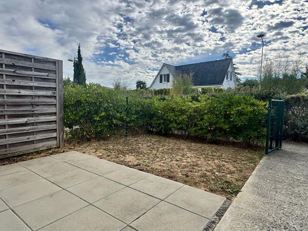 La BAULE- GUEZY, T2 avec jardin