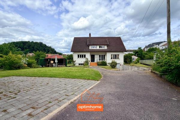 Maison familiale 210 m² - 5 chambres - dépendance - terrain 1873 m² - Bruyères centre (88)