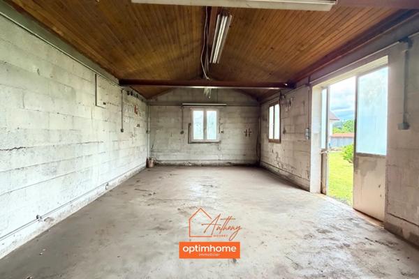 Maison familiale 210 m² - 5 chambres - dépendance - terrain 1873 m² - Bruyères centre (88)