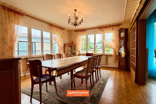Maison familiale 210 m² - 5 chambres - dépendance - terrain 1873 m² - Bruyères centre (88)