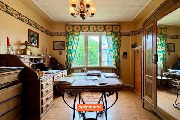 Maison familiale 210 m² - 5 chambres - dépendance - terrain 1873 m² - Bruyères centre (88)