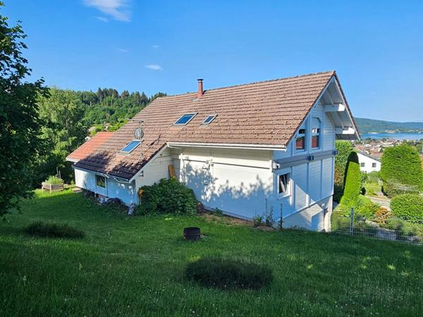 Gérardmer - Chalet pièce de vie vue lac, 4 chambres, 2 garages  151 m²  DPE C