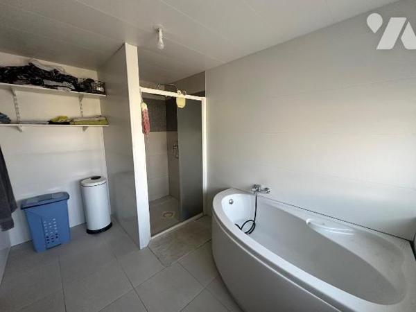 Maison mitoyenne 156,93 m² - Gravelines centre - Jardin sans vis-à-vis

À vendre, maison mito...