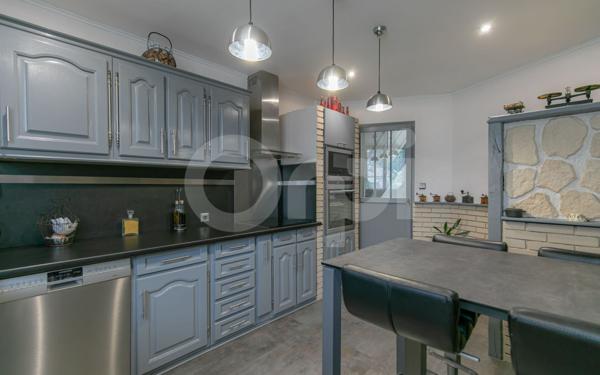 Maison à vendre    4 pièces •  Ormesson-sur-Marne