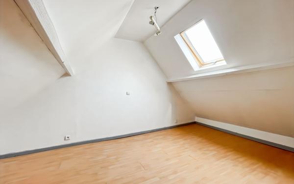 Maison à vendre    6 pièces • 142,96 m2 Verberie