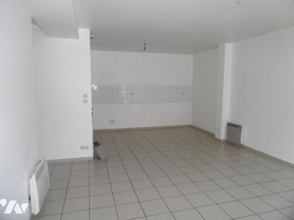 EU, appartement de 2 pièces 
