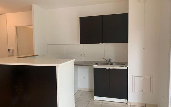 Appartement à louer    3 pièces •  Massy