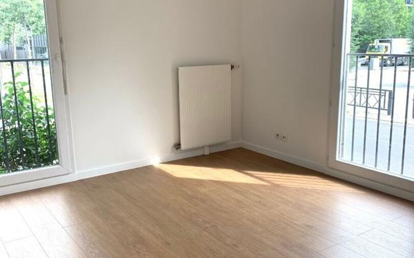 Appartement à louer    3 pièces •  Massy