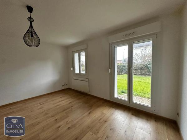 Appartement à louer 4 pièces 81.11m²