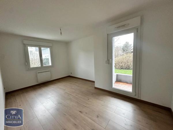 Appartement à louer 4 pièces 81.11m²