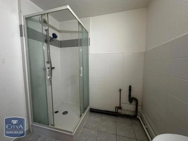 Appartement à louer 4 pièces 81.11m²