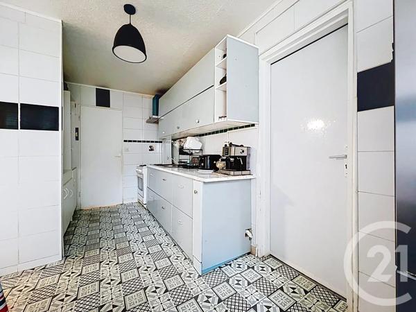Appartement F4 à vendre  4 pièces - 108,56 m 2   TOURCOING  - 59
