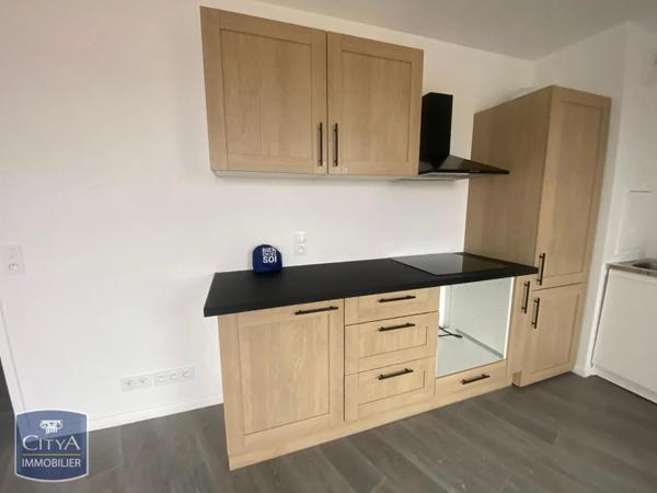 Appartement à louer 4 pièces 83.02m² Montlhéry (91310)
