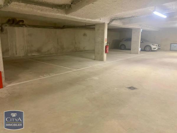 Appartement à louer 4 pièces 83.02m² Montlhéry (91310)