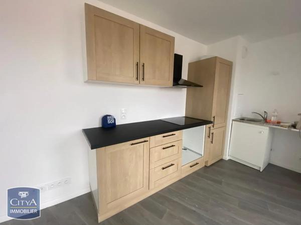 Appartement à louer 4 pièces 83.02m² Montlhéry (91310)