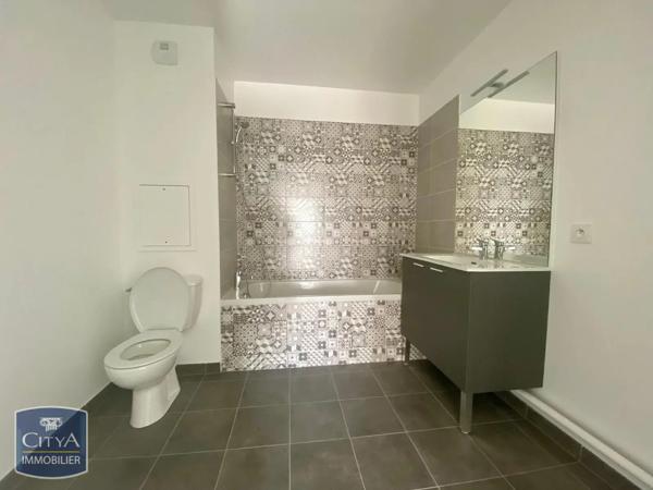 Appartement à louer 4 pièces 83.02m² Montlhéry (91310)