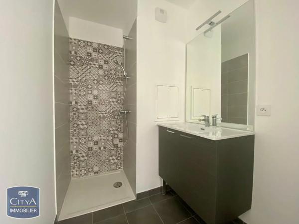 Appartement à louer 4 pièces 83.02m² Montlhéry (91310)