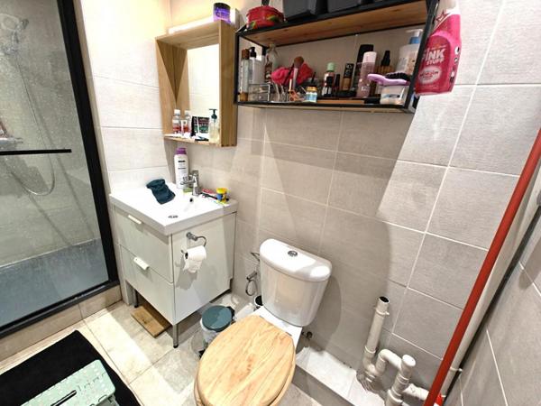 Rare Grand T3  traversant , vue montagne et accès direct parc Beylier