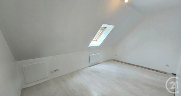 Maison à vendre  6 pièces - 85,95 m 2   LIANCOURT  - 60