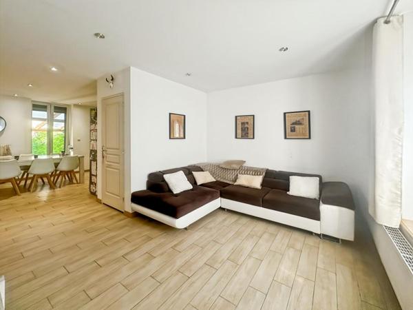 Maison rénovée 100 m² + jardin + domotique ? Quartier Mohon