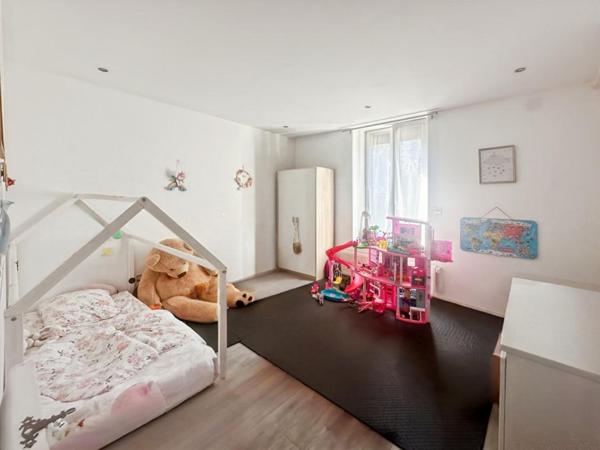 Maison rénovée 100 m² + jardin + domotique ? Quartier Mohon