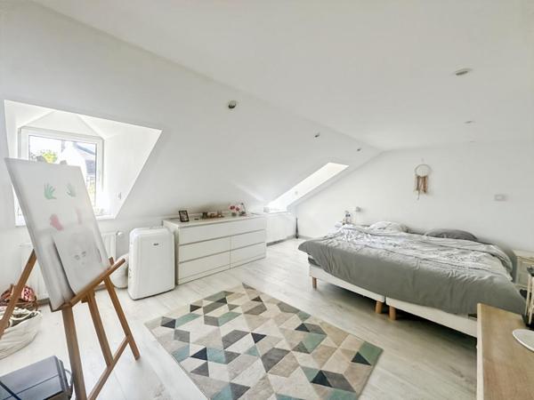 Maison rénovée 100 m² + jardin + domotique ? Quartier Mohon