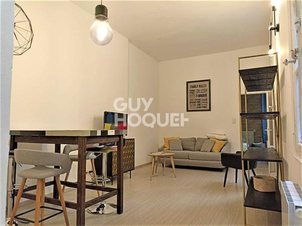 Location : appartement, meublé, F2 (45 m²) à AVIGNON