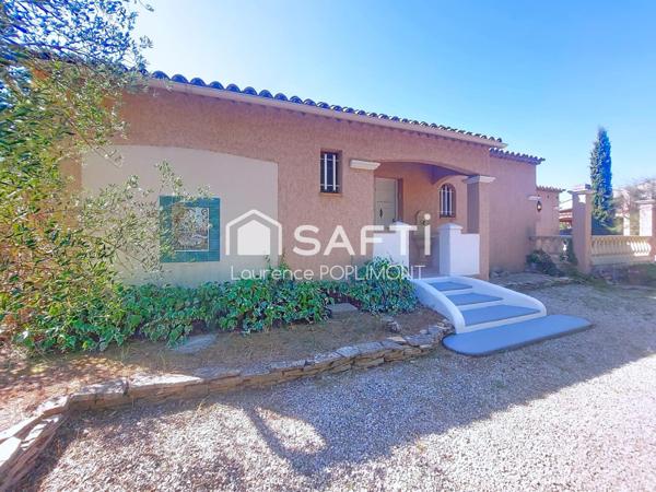 Maison de 115 m2 sur 1502 m2 de terrain, proche commodités,piscine, garage, carport double.