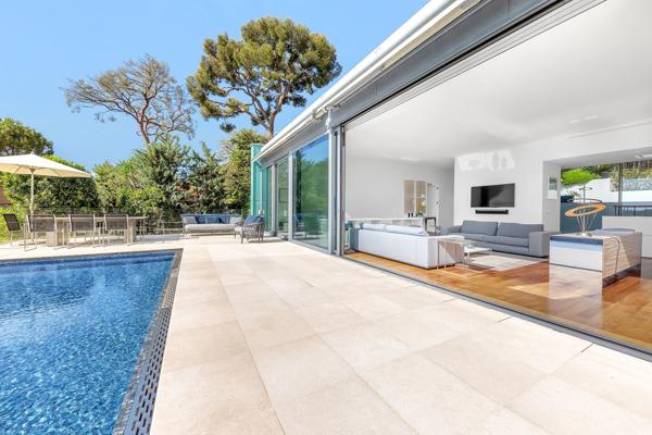 Vente Maison contemporaine Èze 7 Pièces 256 m²
