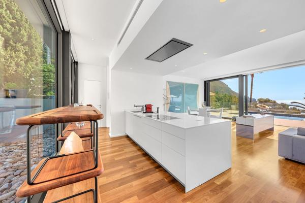 Vente Maison contemporaine Èze 7 Pièces 256 m²